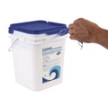 Laundry Detergents | Boardwalk BWK340LP 18 lbs. Pail Low Foam Laundry Detergent Powder - Crisp Clean Scent image number 3