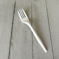 Disposable Forks | Boardwalk BWKFORKPPMW 5.51 in. Long Mediumweight Polypropylene Plastic Fork Cutlery - White (1000/Carton) image number 2