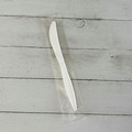 Disposable Knives | Boardwalk BWKKNIFEMWPPIW 5.86 in. Mediumweight Wrapped Polypropylene Plastic Knife Cutlery - White (1000/Carton) image number 3