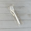 Disposable Forks | Boardwalk BWKFORKMWPPIW Fork Mediumweight Wrapped Polypropylene Cutlery - White (1000/Carton) image number 3